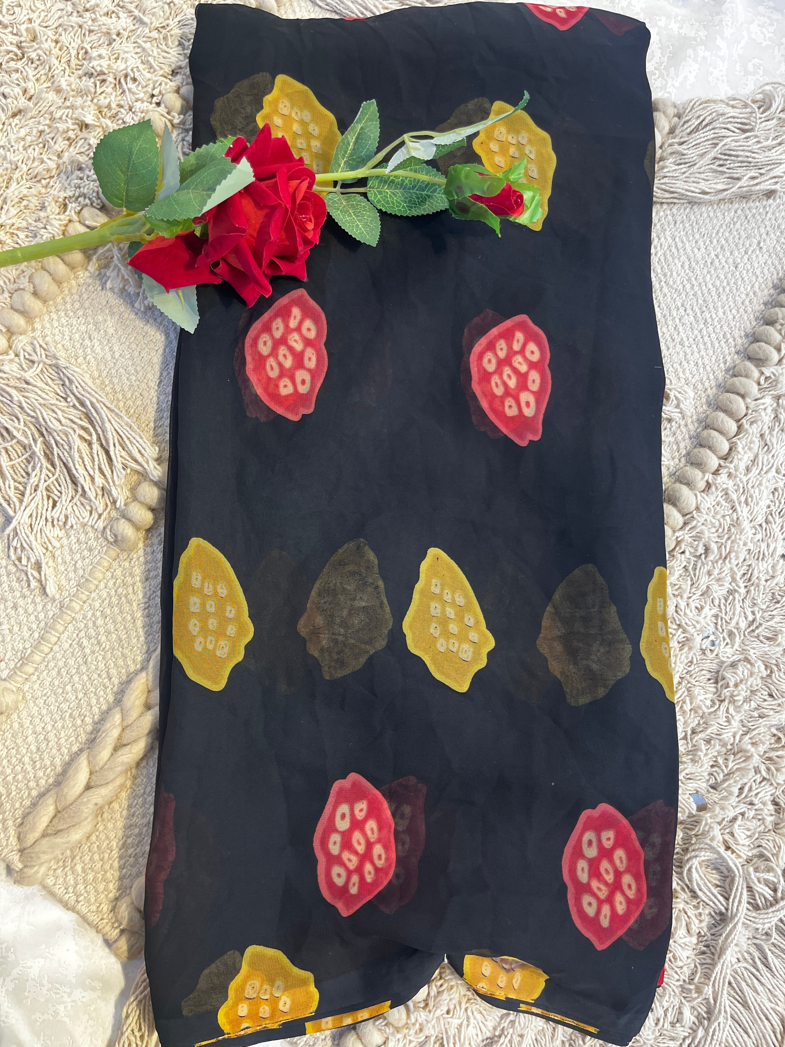 👑 The Moh Luxe Drape – Classic Black Edition
